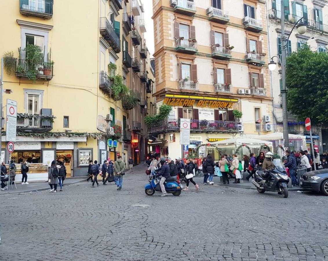Vecchia Napoli - Spaccanapoli ภายนอก รูปภาพ