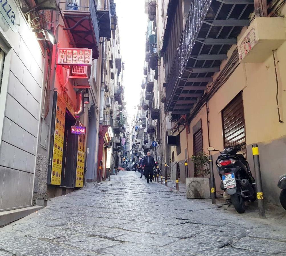Vecchia Napoli - Spaccanapoli ภายนอก รูปภาพ
